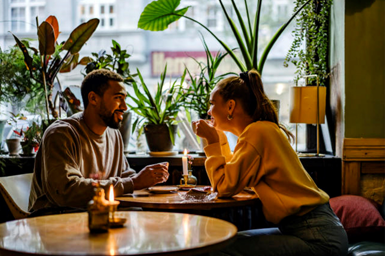 Four Conversation Starter Ideas For The First Date